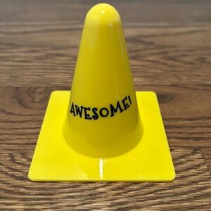 Teaching Tree Motivational Reward Cones “Awesome”-Yellow- (10 Cones)